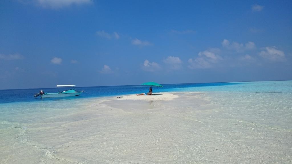 Siesta Beach Hotel Maafushi Exterior photo